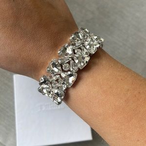 Costume jewelry bracelet, great for prom or formal events!